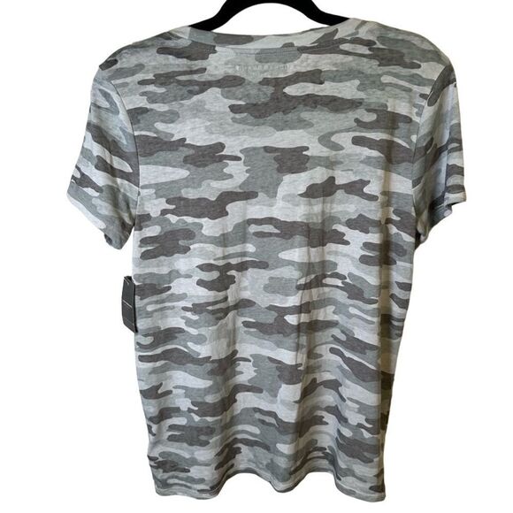 NWT- Lucky Brand- Women’s Camo Crew Neck Essential Brunout Soft Grey Tee, Medium - Picture 9 of 11